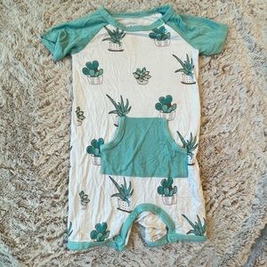 Play/GUC Kyte Baby Succulent Shortie size 18-24 months